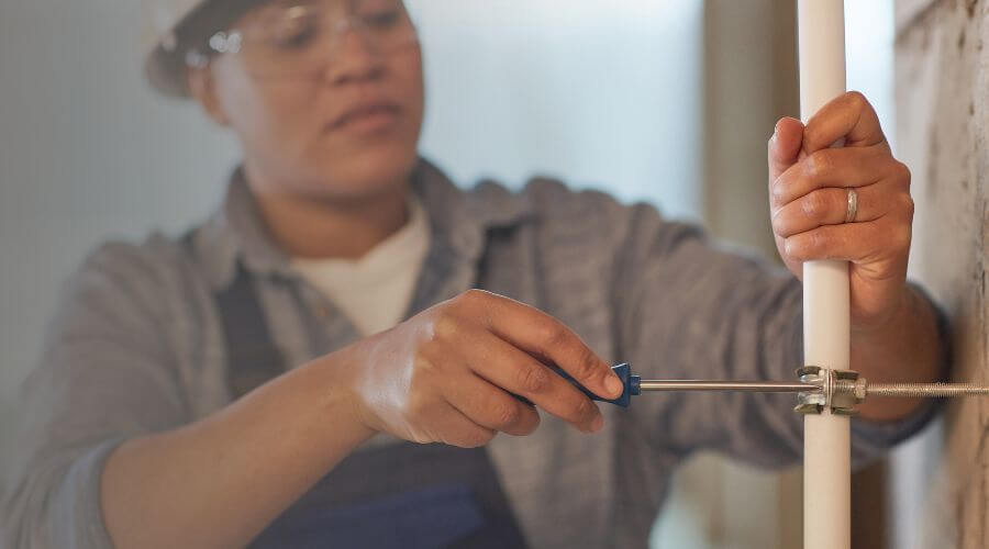 Professional industrial roofing company in Goldonna, LA